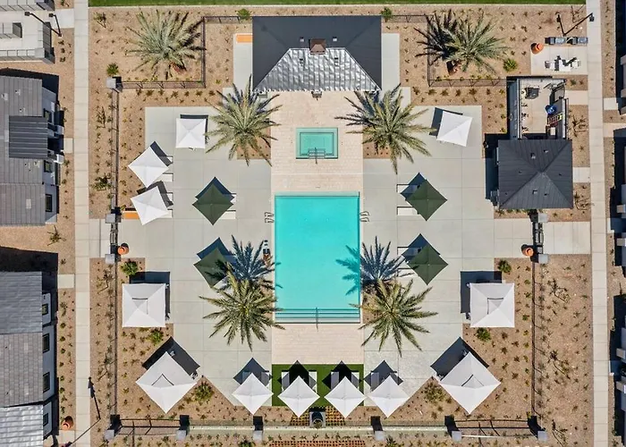Sunny Contemporary In With Pool,bbq Casa Grande