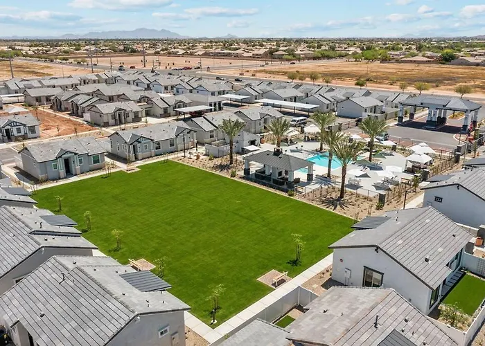 Sunny Contemporary In With Pool,bbq Apartment Casa Grande